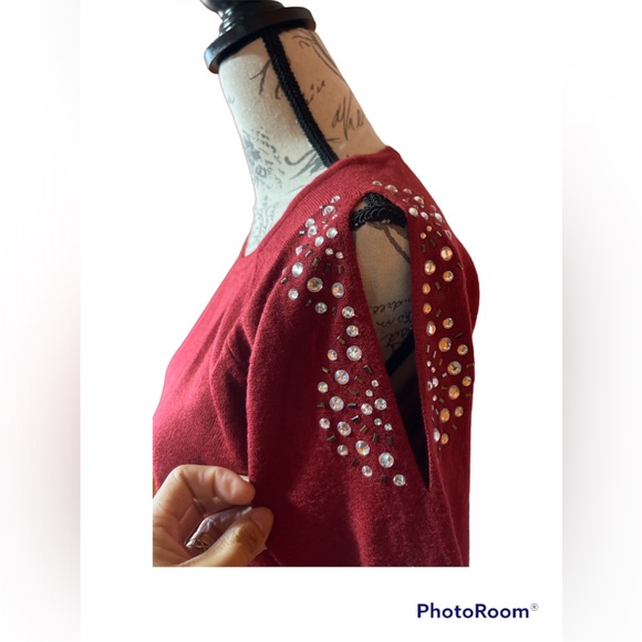 NWT Jaclyn Smith womens open shoulder Embellished rhinestones sweater M - Picture 2 of 4